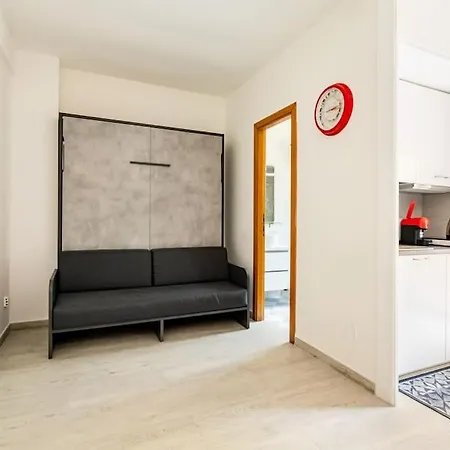 Apartment Vatican Tiny House By Gialel *